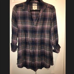 AE soft plaid 3/4 button up top